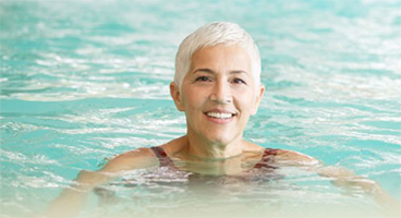 woman-at-swimming-pool_200high