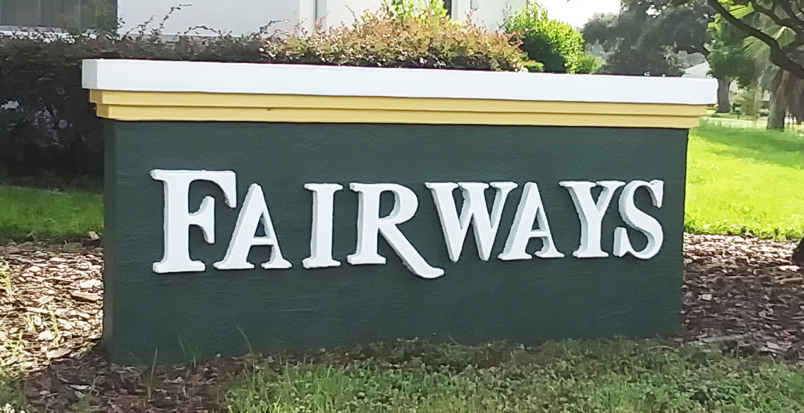 monument-sign-fairways